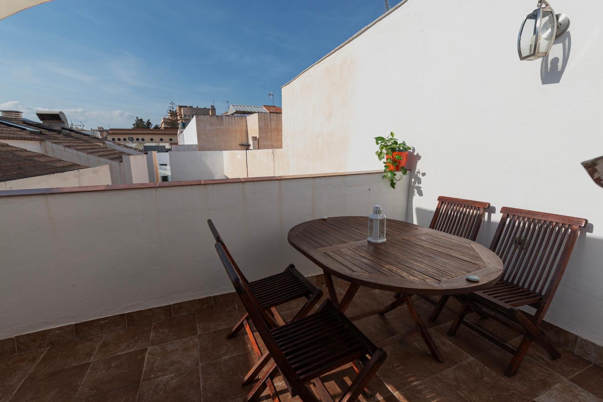 La Buhardilla De Olivia Apartment มาลากา ภายนอก รูปภาพ